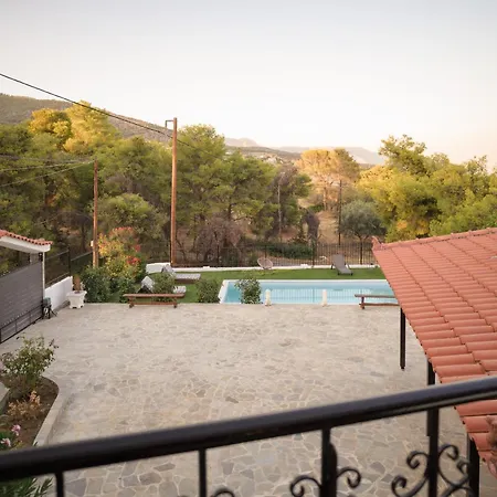 Anax * Ájoi Theódori