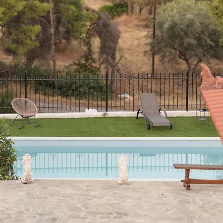 Anax Nyaraló Ájoi Theódori