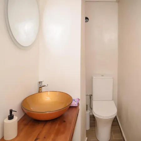 Anax * Ájoi Theódori