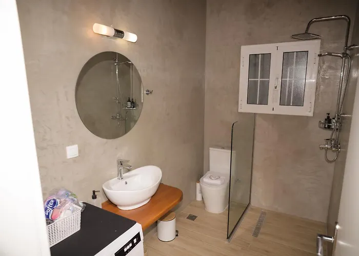 Anax * Agioi Theodoroi (Corinthia)